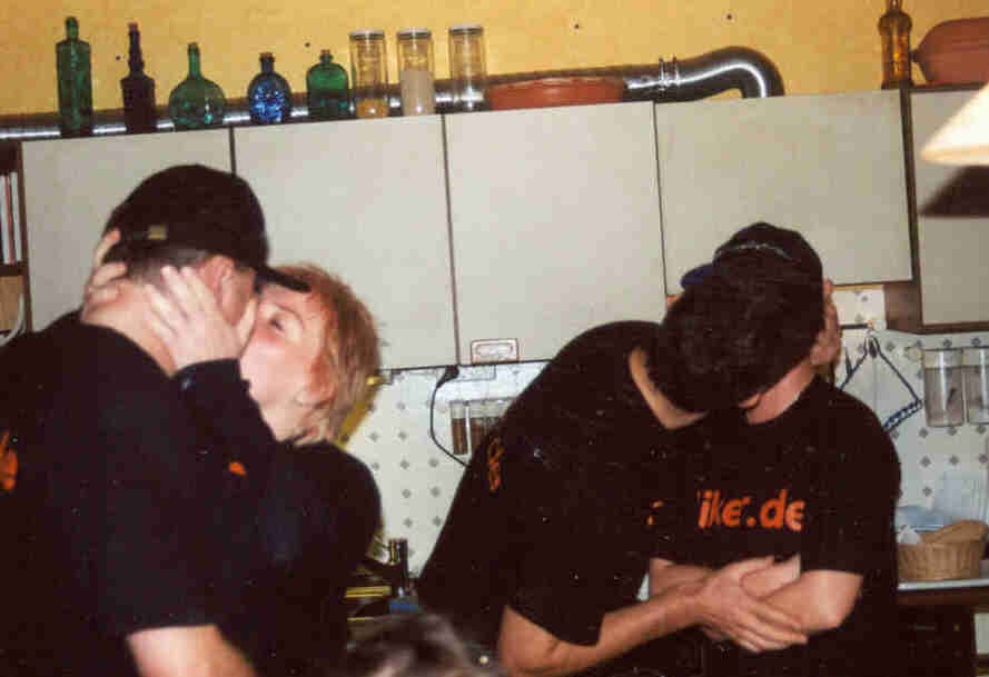 unglaublich, Hessin und Franke bringen bringen zwei Nachtkappen unter die Haube