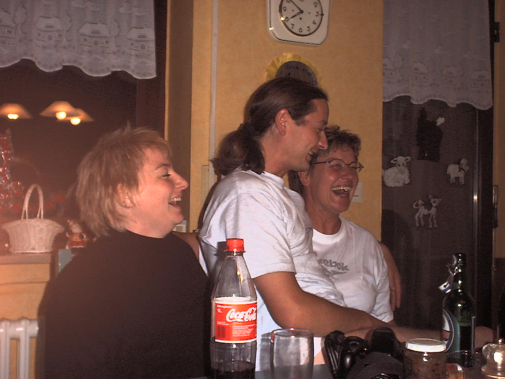 Draggi ,Tino und Heike unter der Uhr *g*